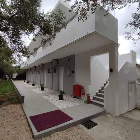 Camping Corali & Apartments Ríza Exterior foto